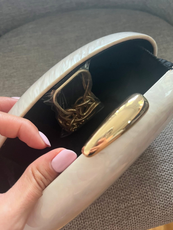 Skroz nova biserna torbica slika #4