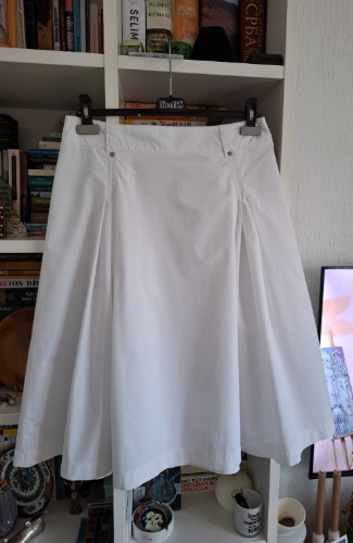 Top, top,... Y basic suknja 40