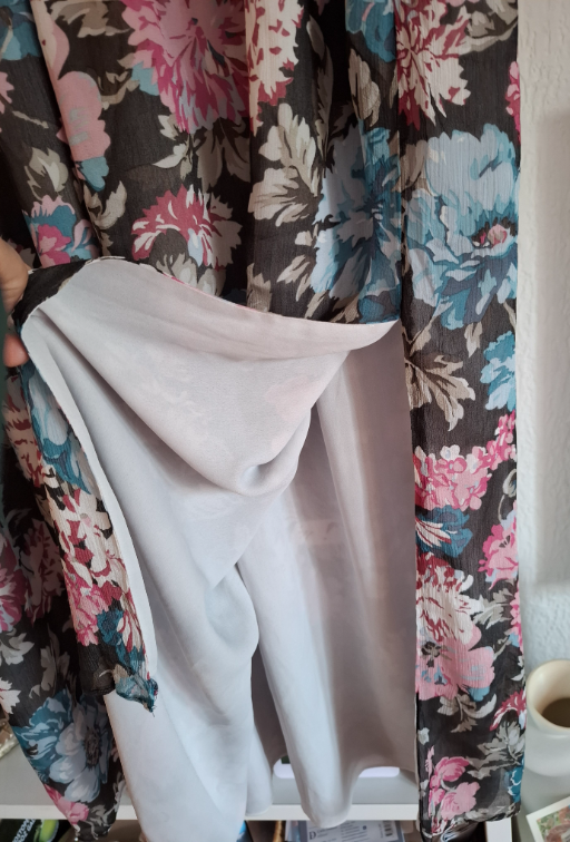 Lepa Massimo Dutti suknja L slika #3