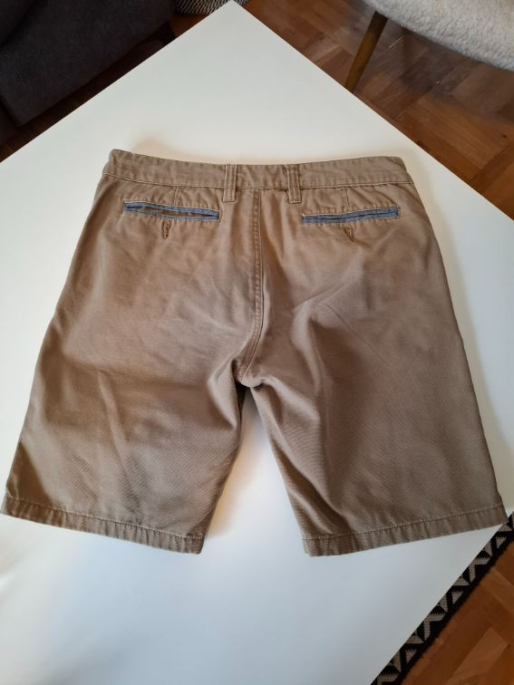 Lep INSTITU šorc/bermude 32 slika #4