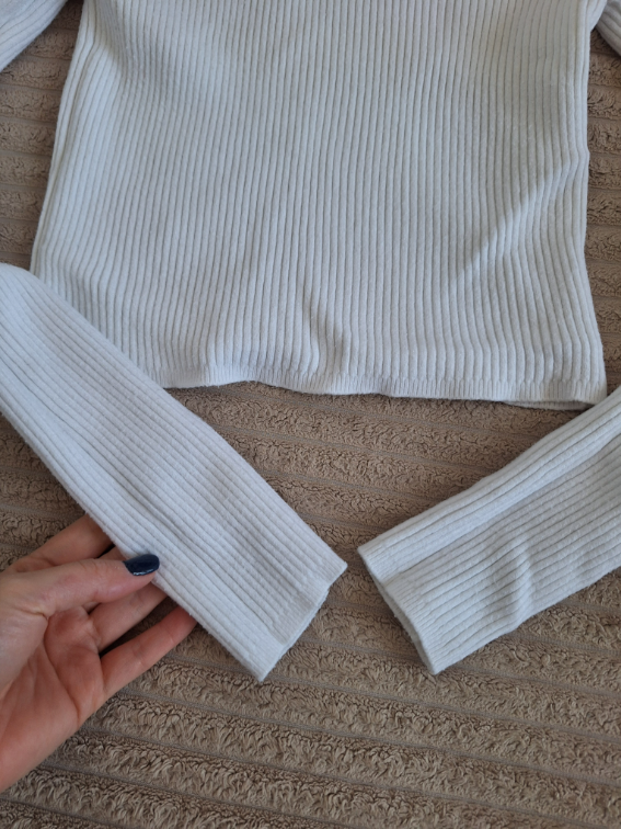 Zara crop top rolka slika #2