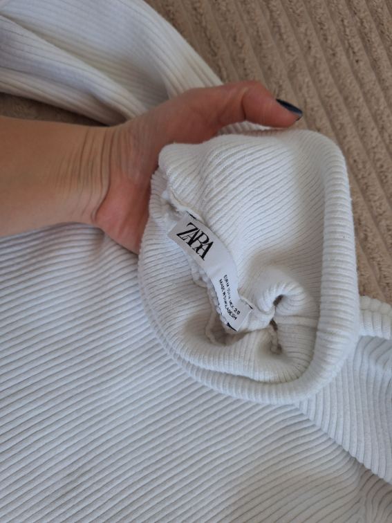Zara crop top rolka slika #3