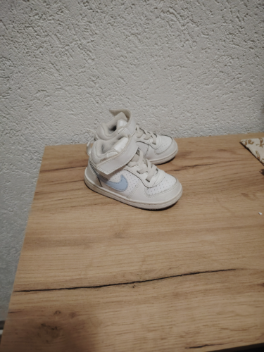 Nike patike  br 22