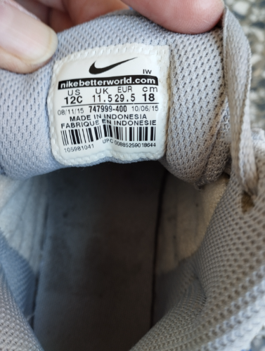 Nike original decije patike br.29,5 ug.18cm. thumbnail #3