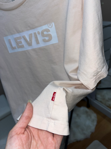 LEVI'S original majica kao nova thumbnail #2