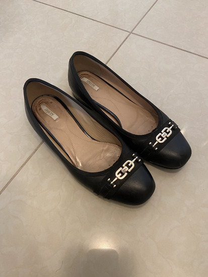 GEOX crne baletanke sa zlatnim detaljima slika #1