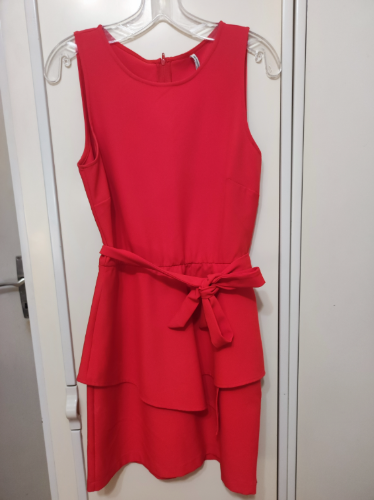 Crvena Stradivarius haljina ♥️