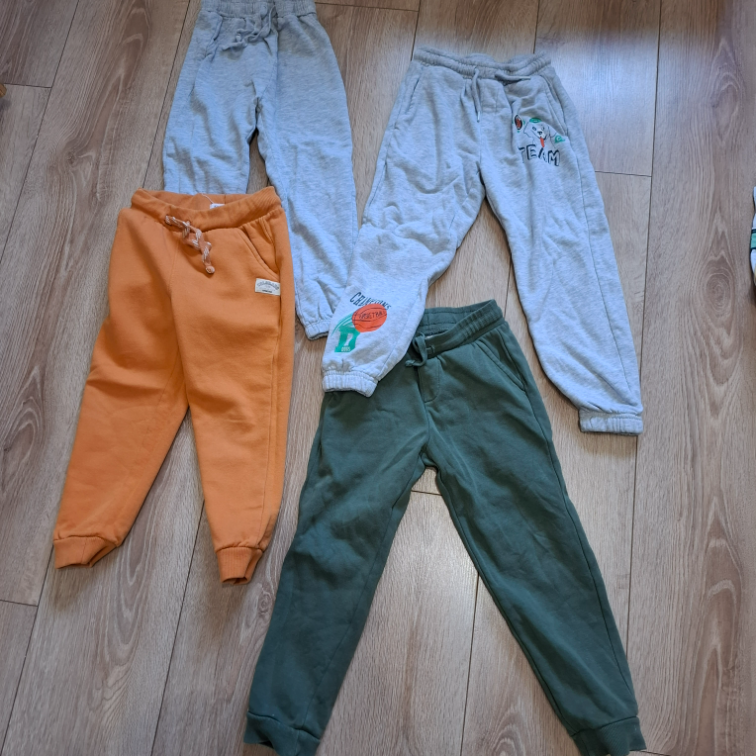 Lot dotdnjih delova 110 vel  slika #2