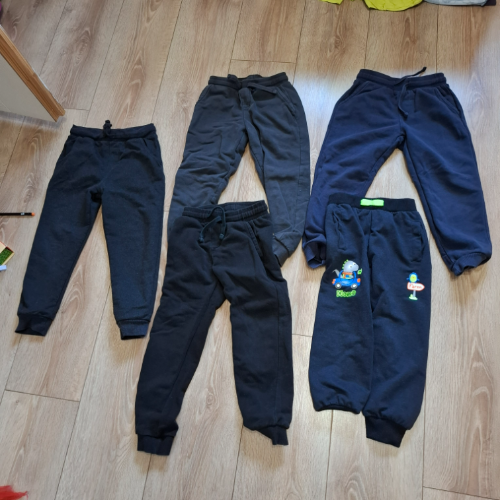 Lot dotdnjih delova 110 vel 