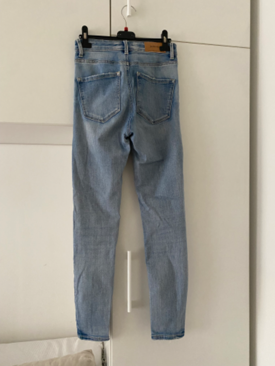 Stradivarius farmerke slika #2