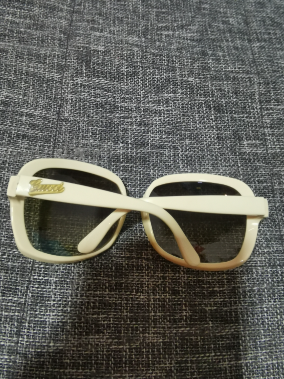 GUCCI ORIGINAL NAOČARE ZA SUNCE  slika #2