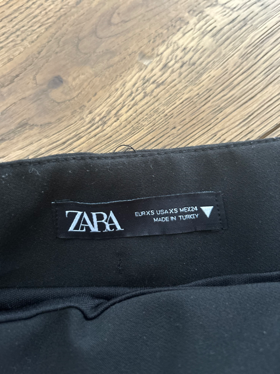Zara mini suknjica slika #2