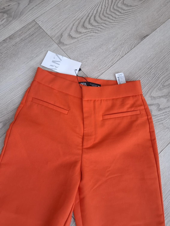 Zara nove pantalone slika #1