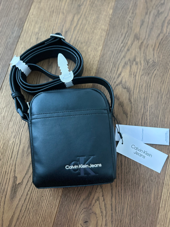 Novo!! Calvin Klein torbica slika #4