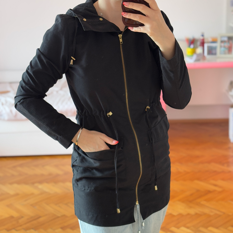 Esmara lagana crna jaknica slika #1