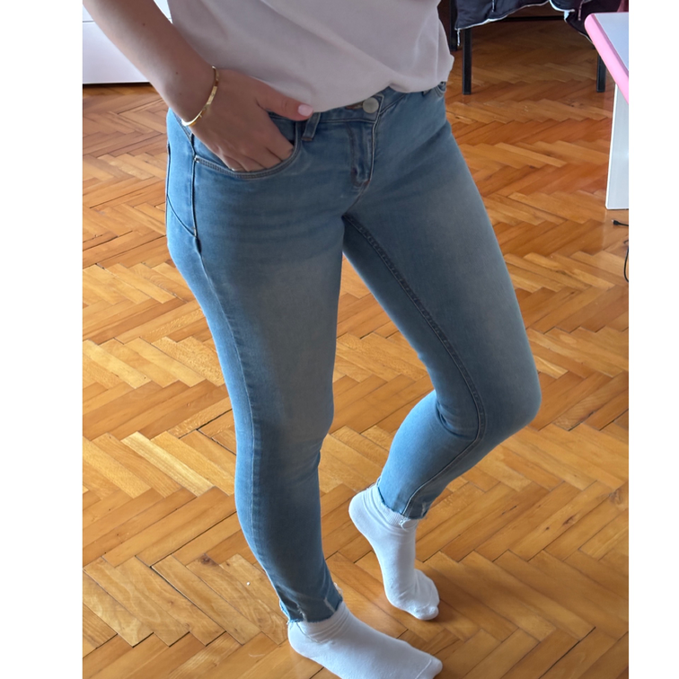 Terranova push up farmerke slika #1
