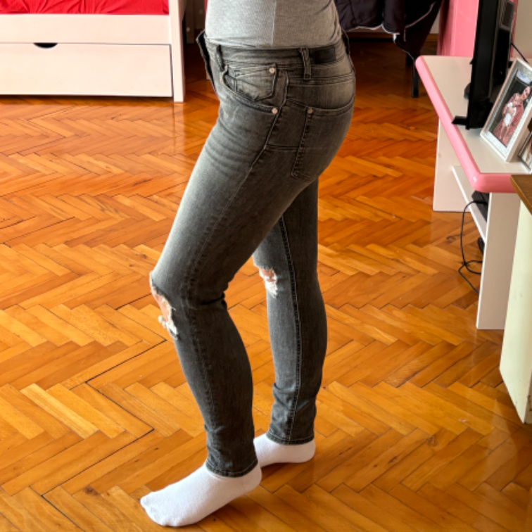 Mango sive farmerke slika #2