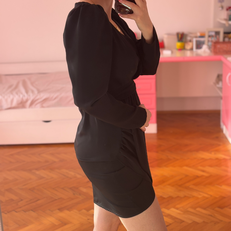 Crna svečana mini haljina slika #3
