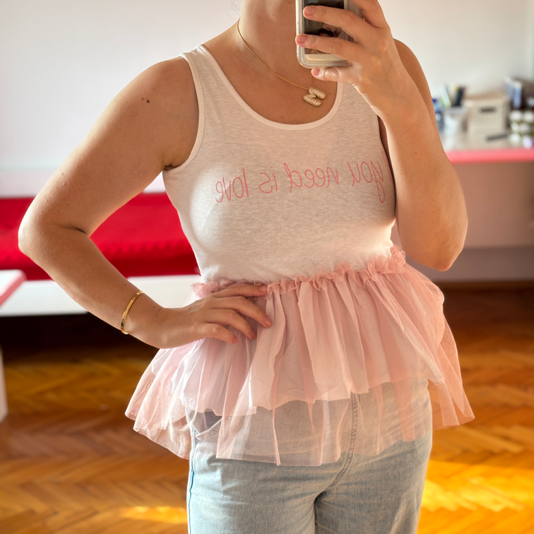 NOVO! All you need is love majica slika #1