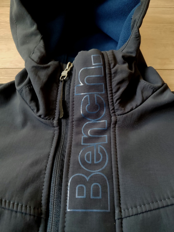 Super BENCH jakna - M - Odlicna! slika #2