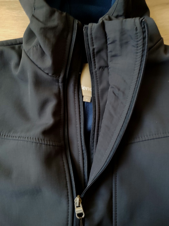 Super BENCH jakna - M - Odlicna! slika #3