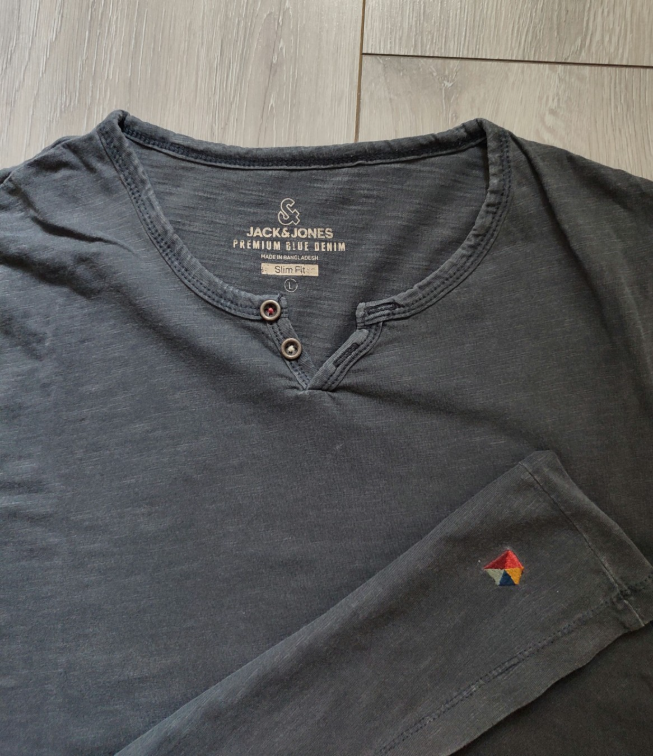 Super JACK & JONES majica - M-L slika #4