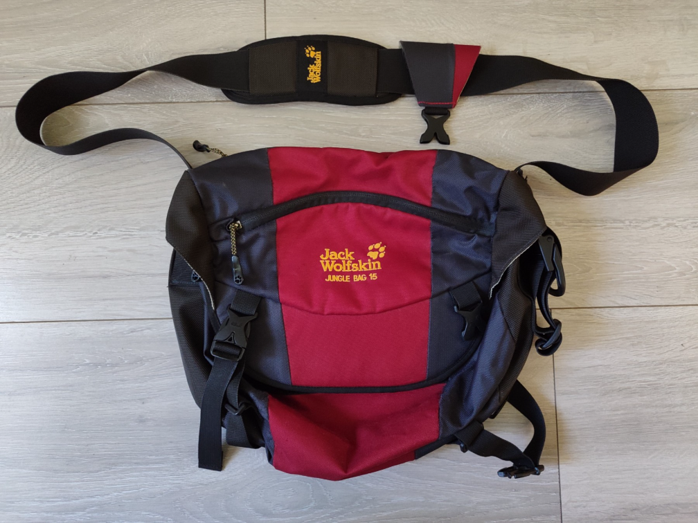 Odliicna JACK WOLFSKIN visenamenska torba slika #1