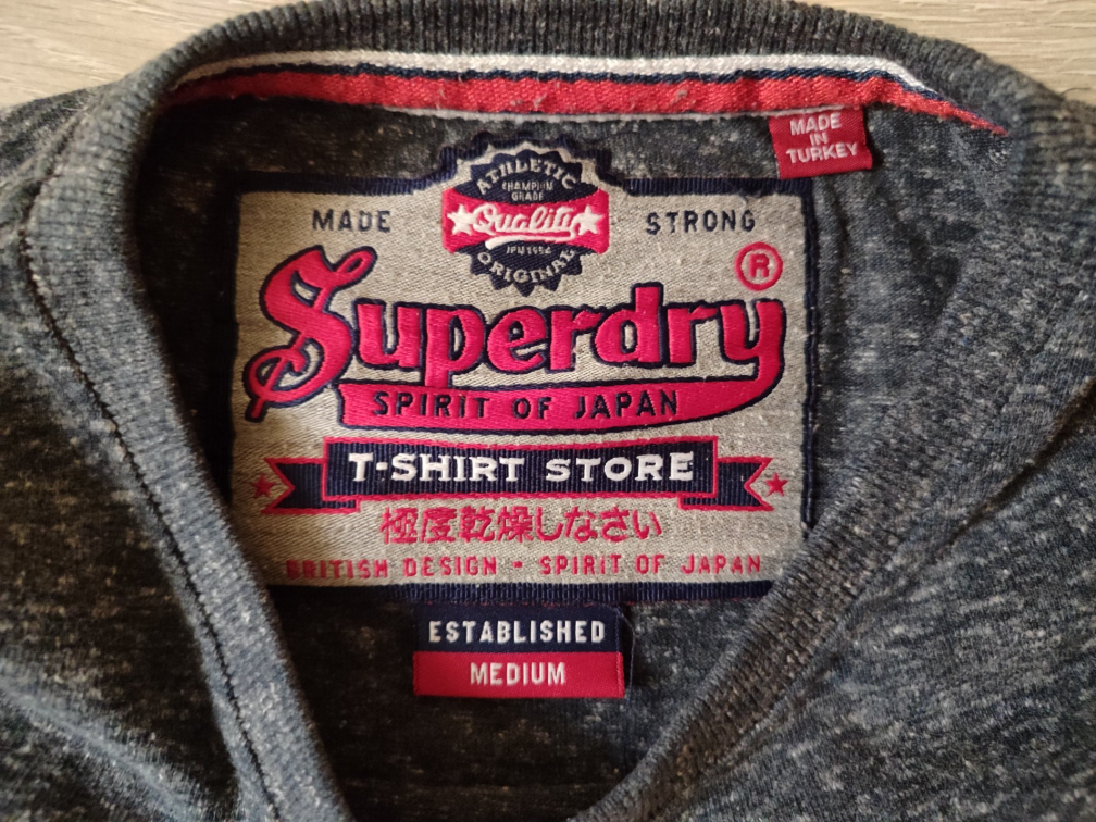 Super SUPERDRY pamucna majica - S-M slika #4
