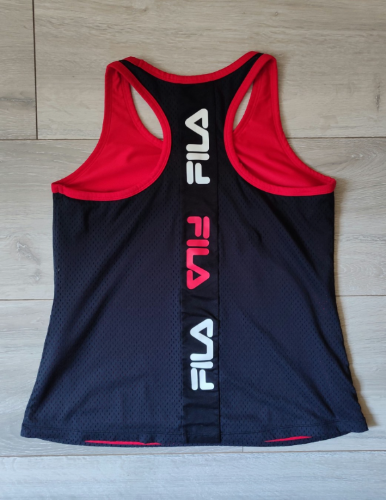 Kao nova FILA majica - M-L