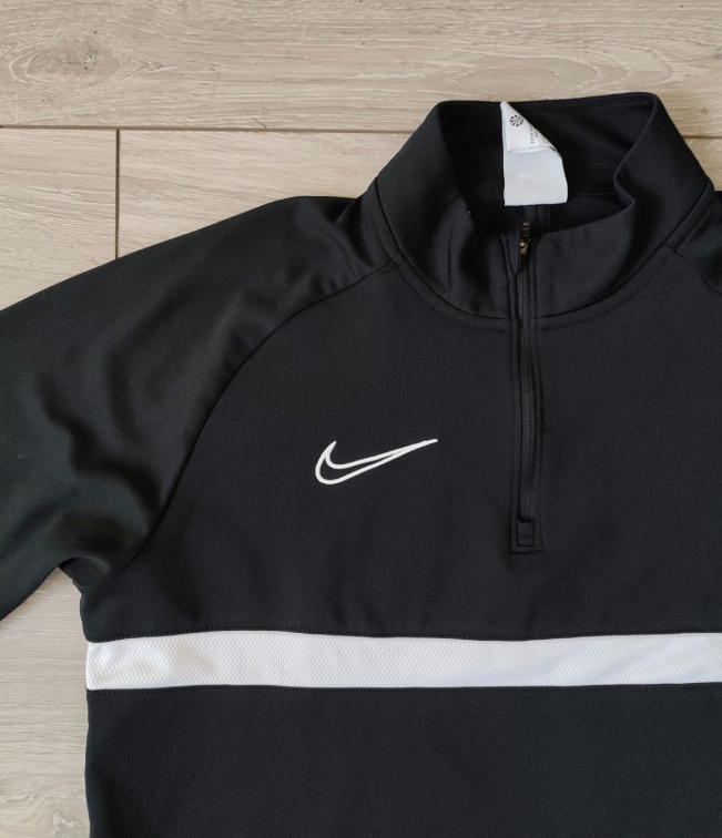 Kao nova NIKE Dri Fit bluza duks - M slika #3