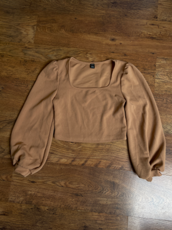 Shein crop top slika #1