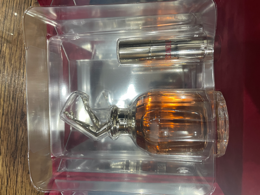 So scandal parfem poklon set slika #5