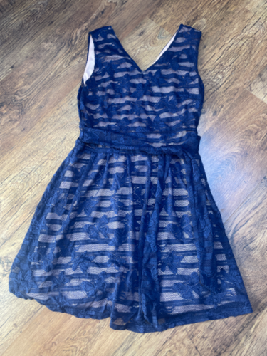 Elegantna nova haljina