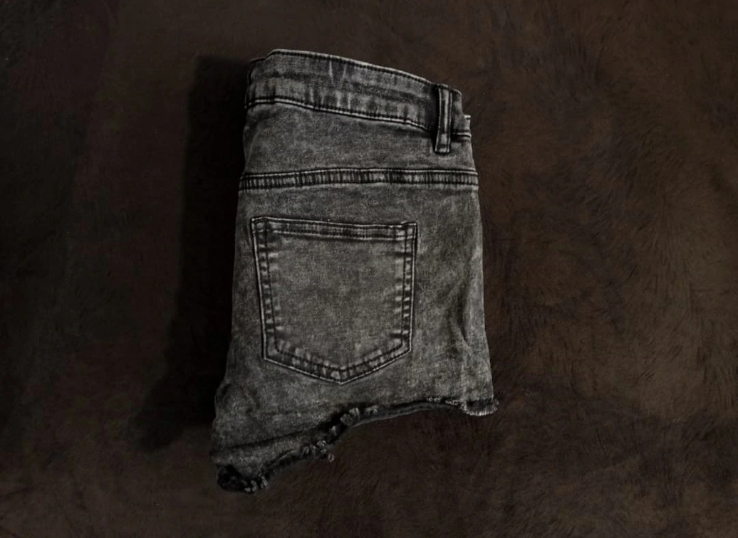 H&M mini šorts slika #2