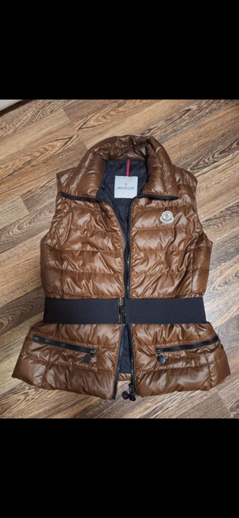 Moncler slika #1
