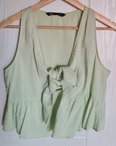 Zara zeleni top