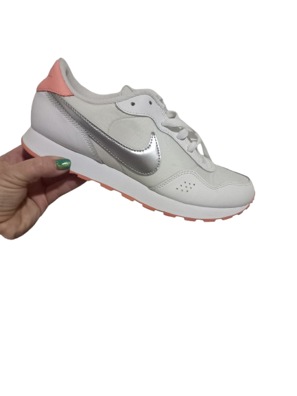 NIKE patike, NOVO 38/39 slika #3