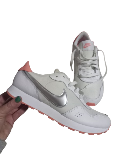 NIKE patike, NOVO 38/39