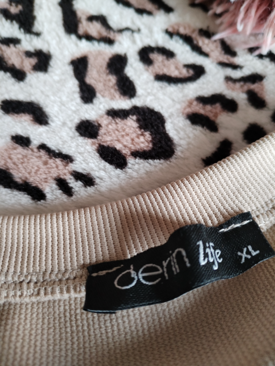Komplet, pantalone i majica slika #3