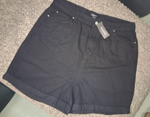 Boohoo teksas sorts NOVO