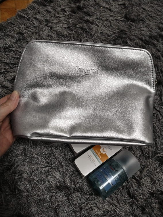 Eucerin oil control dry touch gel  slika #5