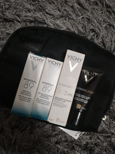 Vichy Dermablend puder 