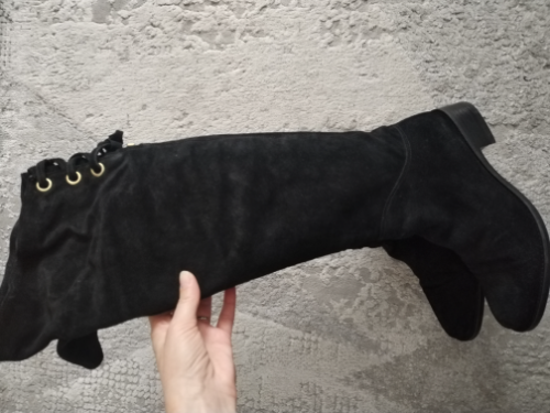 Nove Guess kožne čizme 