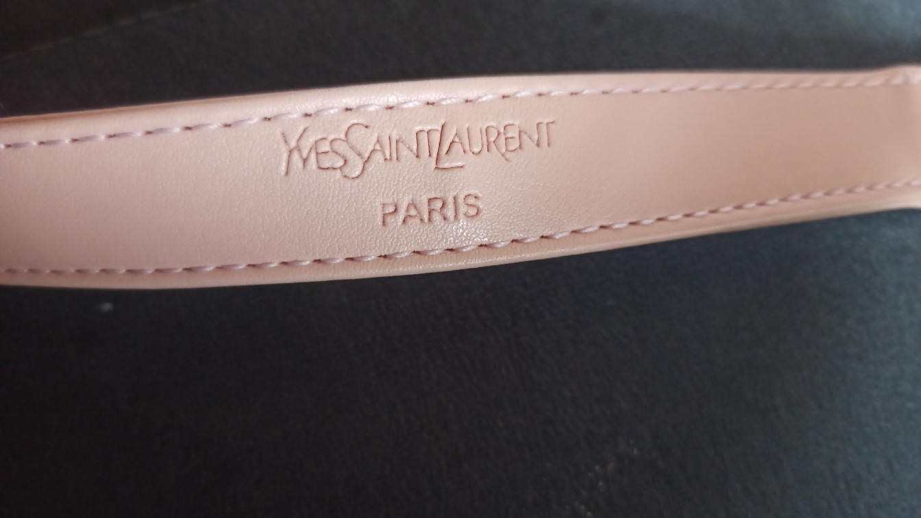 Yves Saint Laurent tasna slika #5