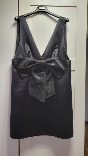 Zara svečana mini haljina sa kristalima masna 