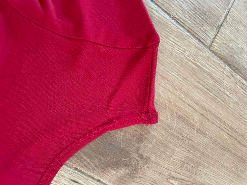 Crveni crop top thumbnail #5