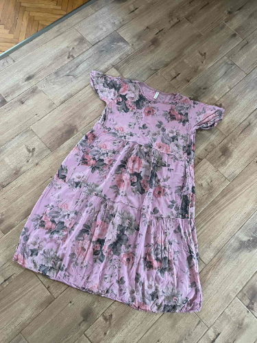 Cvetna roze haljina