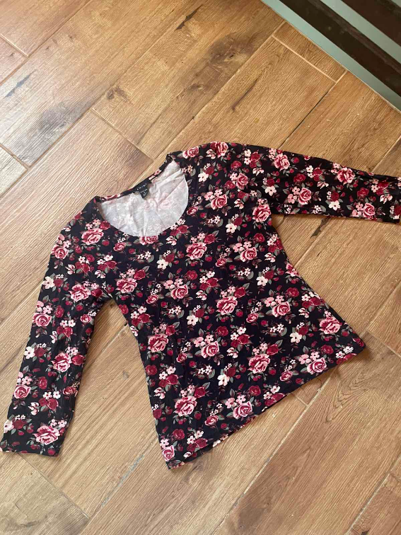 Black floral  slika #2