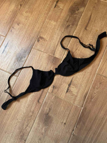 INTIMISSIMI crni grudnjak 75B