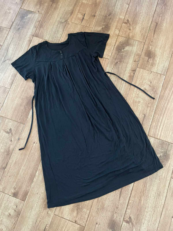 Oversize crna haljina slika #2